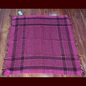 Black and pink square scarf with fringe